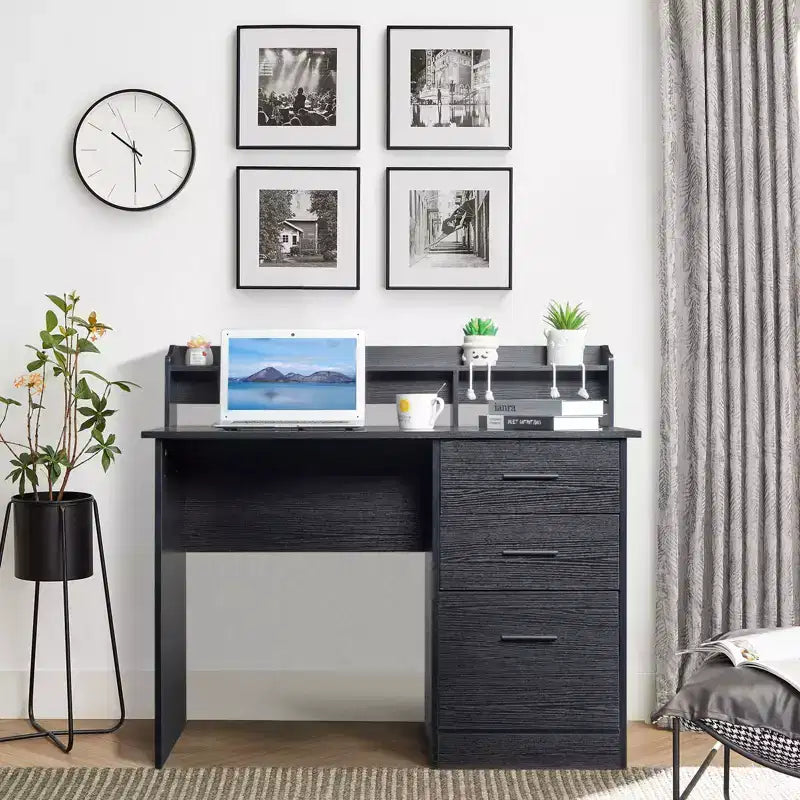 Bureau d'ordinateur rectangulaire de 109,9 cm de large avec étagère supérieure
